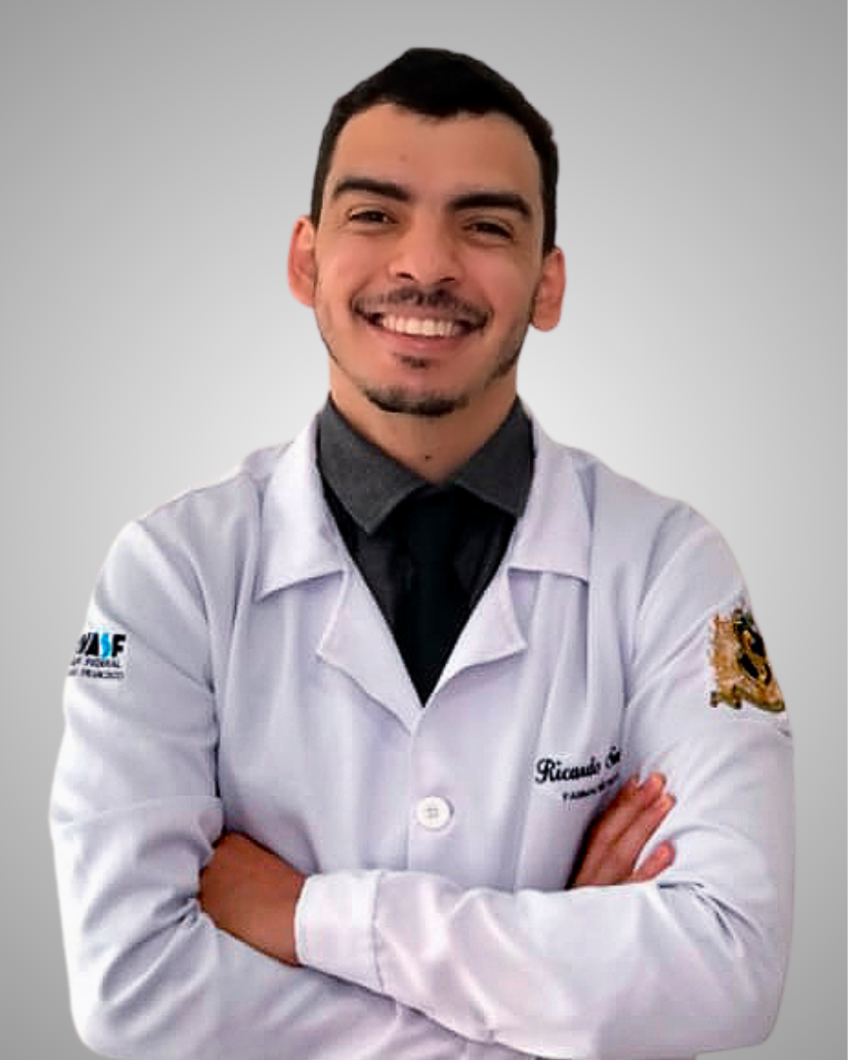 Dr. Ricardo Simões